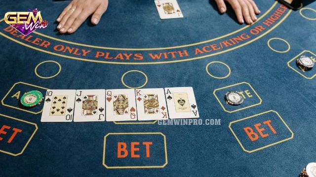 Cách canh cầu hòa Baccarat lót tay an toàn